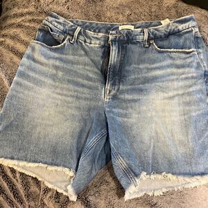Good American 90s Shorts